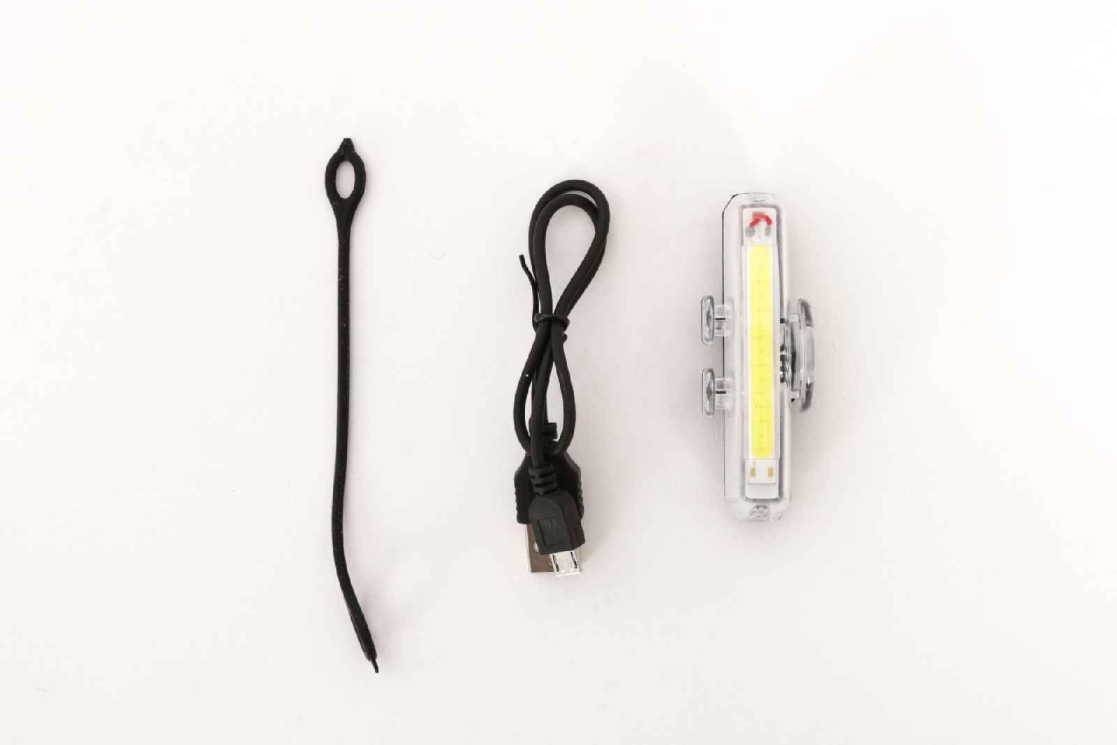 bcprisme/27090_eclairage_led_avant_cob_rechargeable_usb__